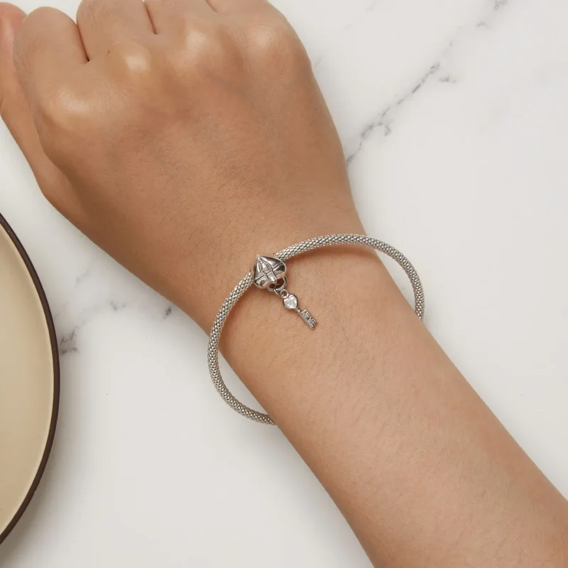 (bild till) Pandora Style Hjärtlås Nyckel Charm - SCC2580 - View 7