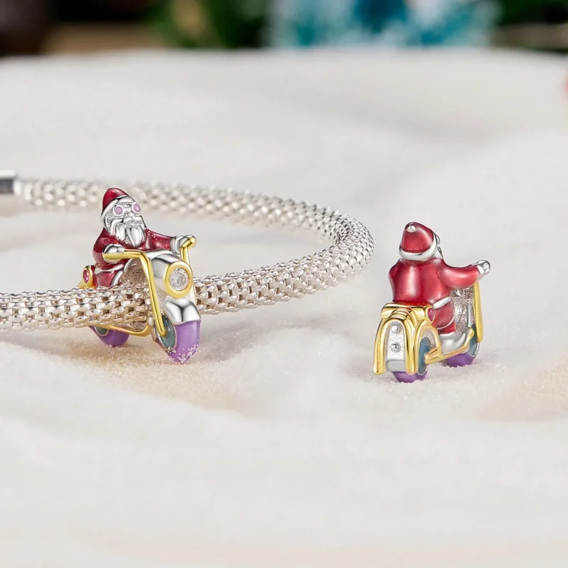 (bild till) Pandora-stil Ljusgivande Tomten Är Här Charm - SCC2645 - View 4
