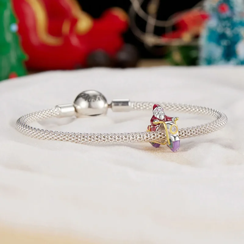 (bild till) Pandora-stil Ljusgivande Tomten Är Här Charm - SCC2645 - View 5