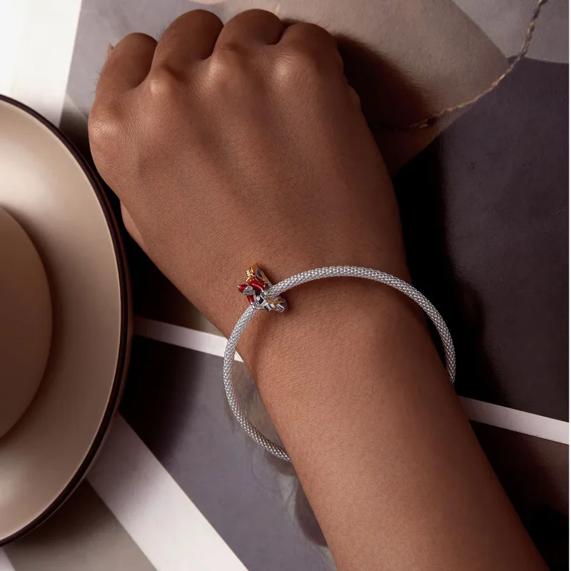 (bild till) Pandora-stil Ljusgivande Tomten Är Här Charm - SCC2645 - View 6