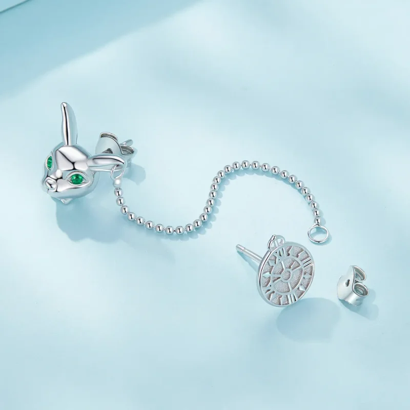 (bild till) Pandora-stil Vita Kanin Klock Studs Örhängen - SCE1617 - View 4