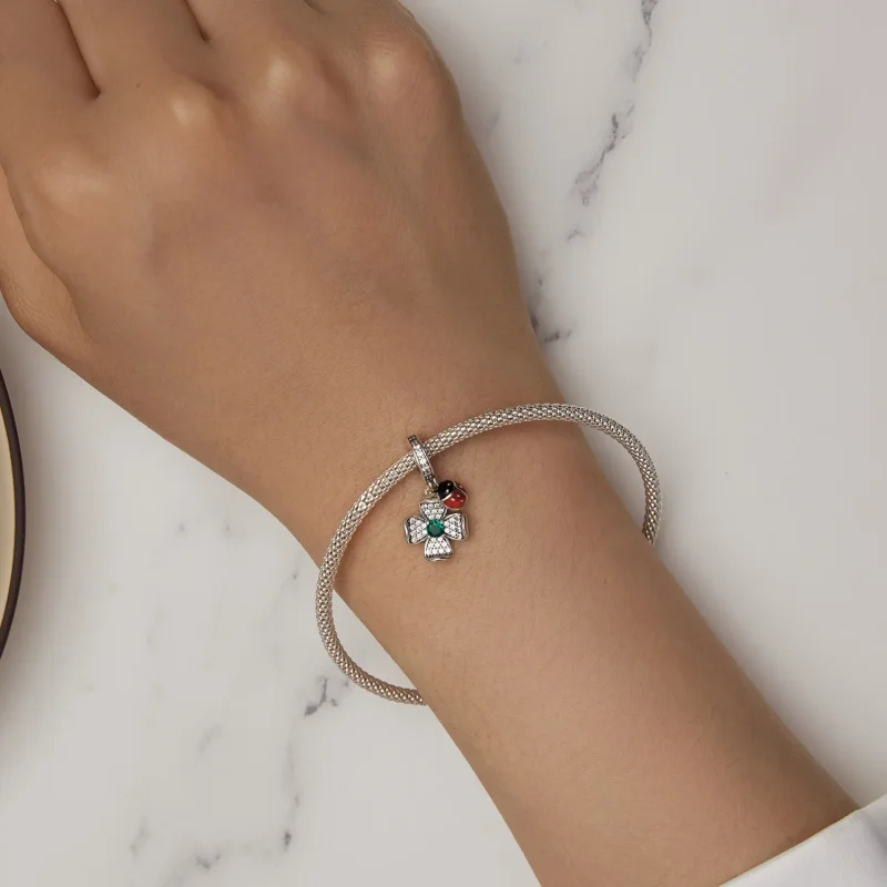 (bild till) Pandora-stil Lucky Clover Ladybug Hängecharm - SCC2523 - View 5