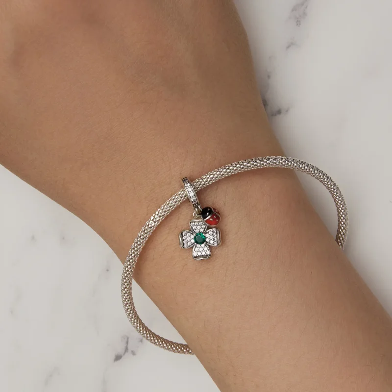 (bild till) Pandora-stil Lucky Clover Ladybug Hängecharm - SCC2523 - View 6