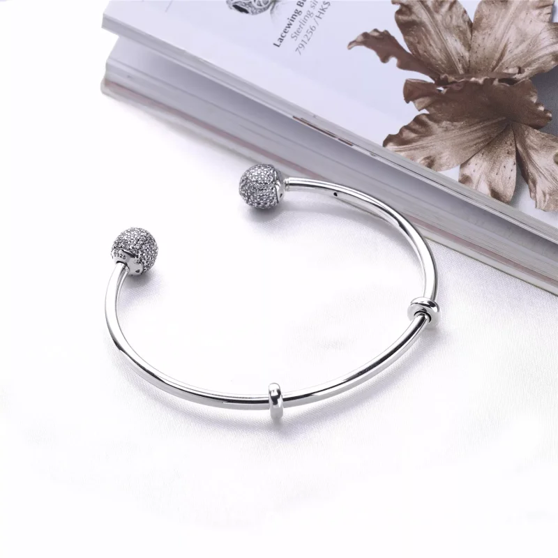 (bild till) PANDORA Moments Silver Öppen armring, Pavé Caps 596438CZ - View 4