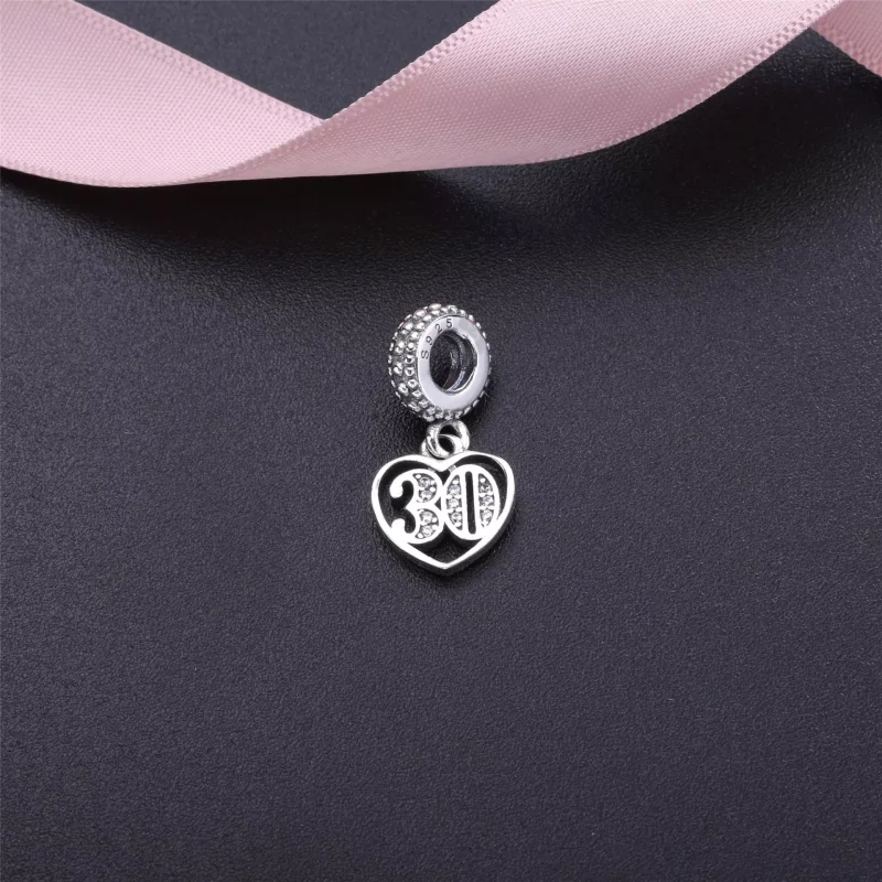(bild till) PANDORA 30 års kärlek, Hängberlock 791287CZ - View 2
