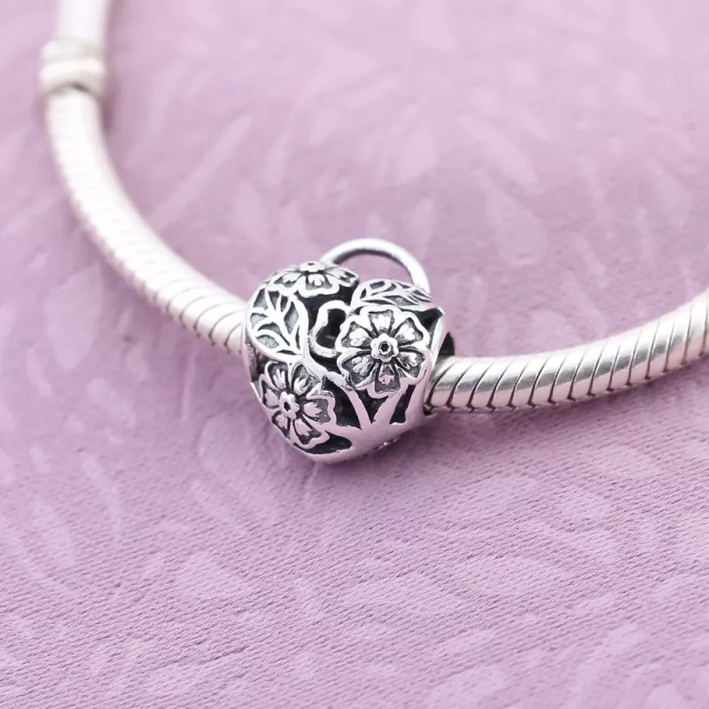 (bild till) Pandora Berlock Blommigt Hjärtat Hänglås Öppet - 791397 - View 2