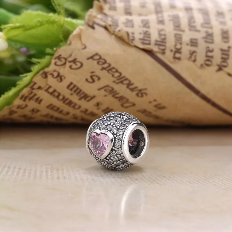 (bild till) Pandora Berlock Fängslande Pavé Heart - 791815Czs - View 4