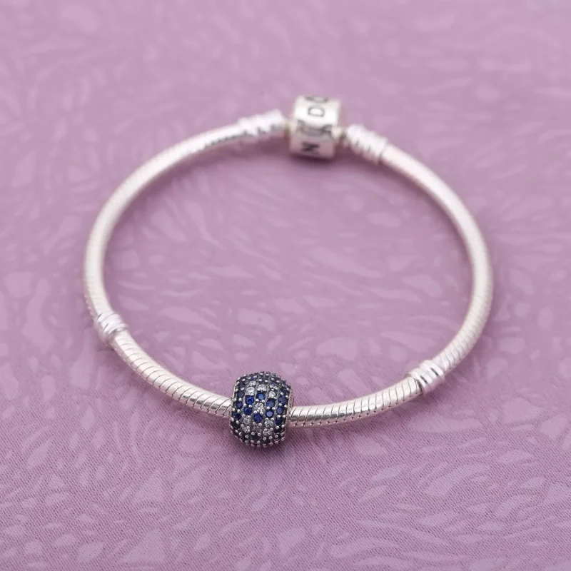 (bild till) Pandora Berlock Glittrande Blomning - 791129Cz - View 4