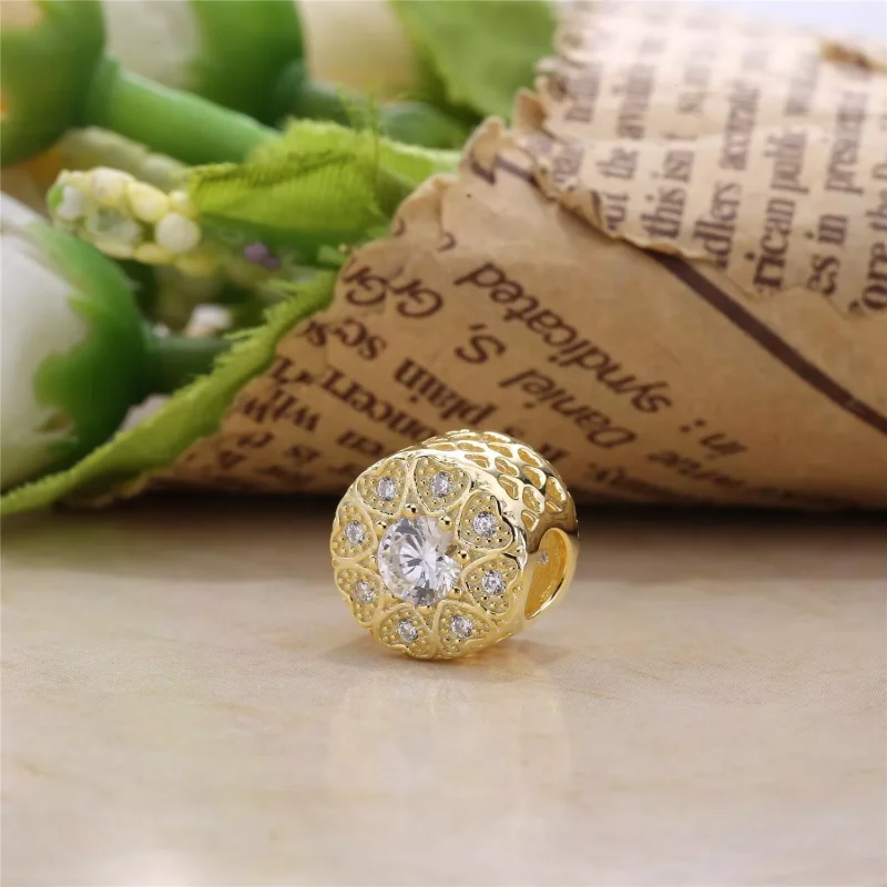 (bild till) Pandora Berlock Hjärtan av Guld - 750841Cz - View 3