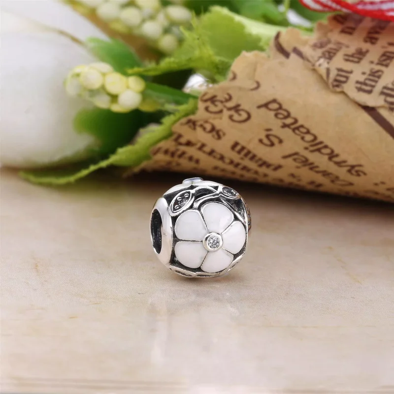 (bild till) Pandora Berlock Lysande Blommor - 791894Mop - View 2