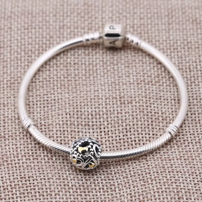 (bild till) Pandora Berlock Openwork Kärlekshjärta - 791372 - View 3