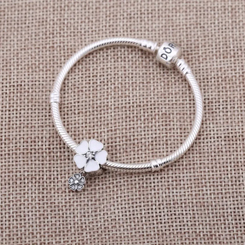 (bild till) Pandora Berlock Poetiska Blommor - 791827En40 - View 3