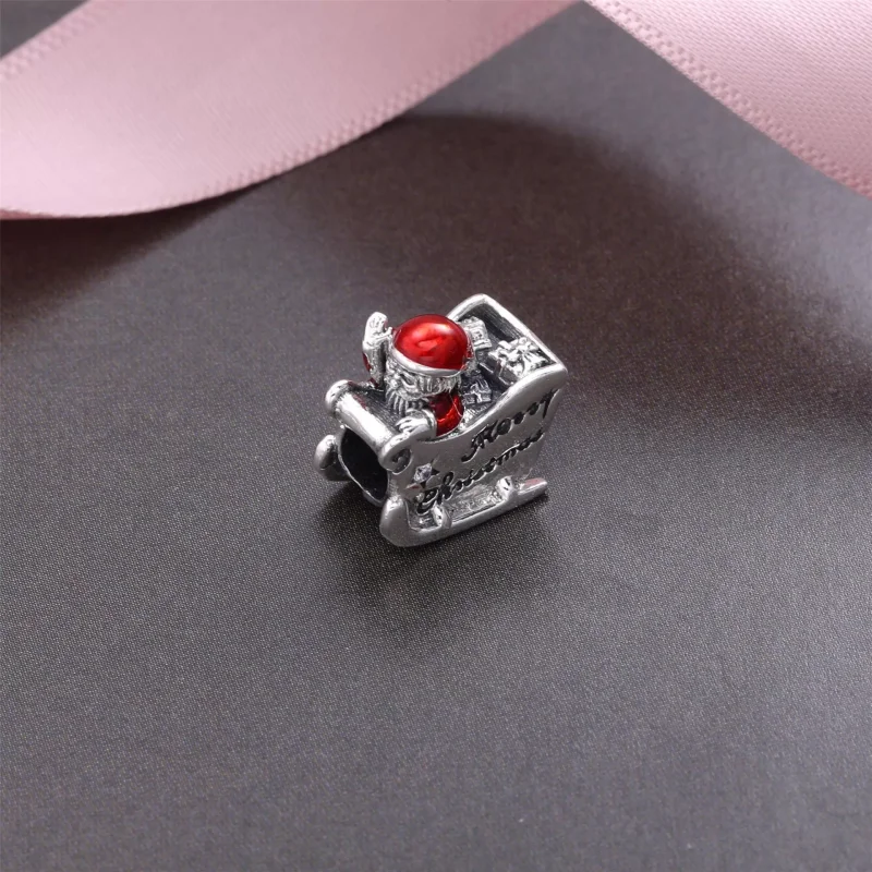 (bild till) Pandora Berlock Slädande Tomte - 792004Cz - View 3