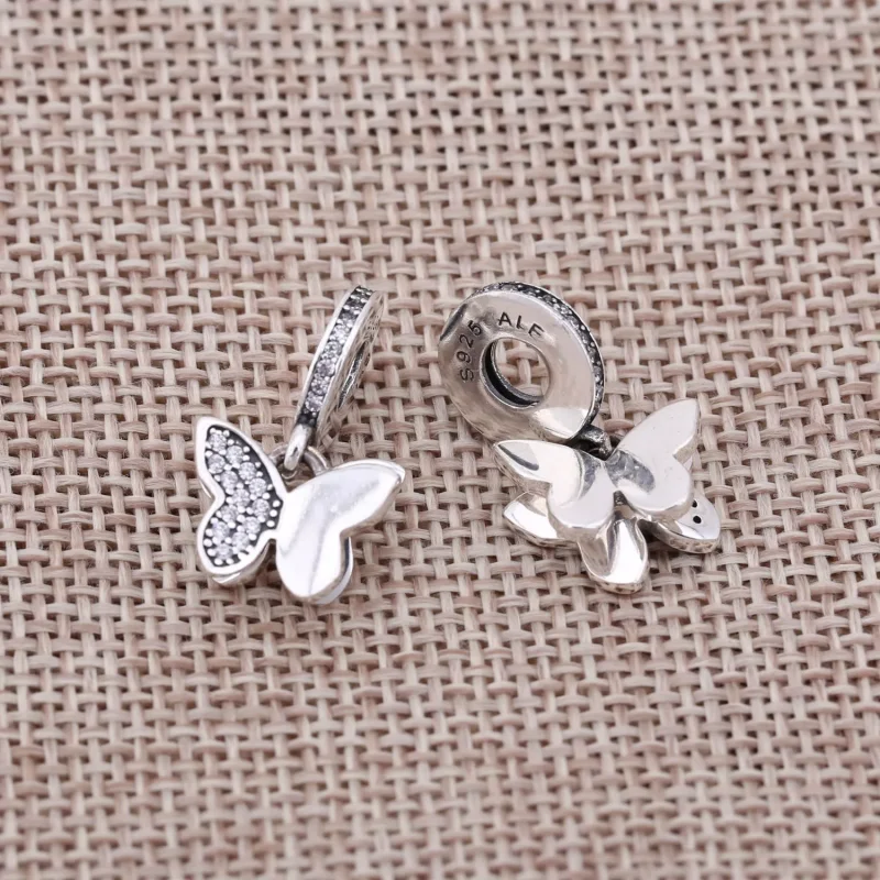 (bild till) Pandora Hängberlock Fladdrande Fjärilar - 791844Cz - View 3