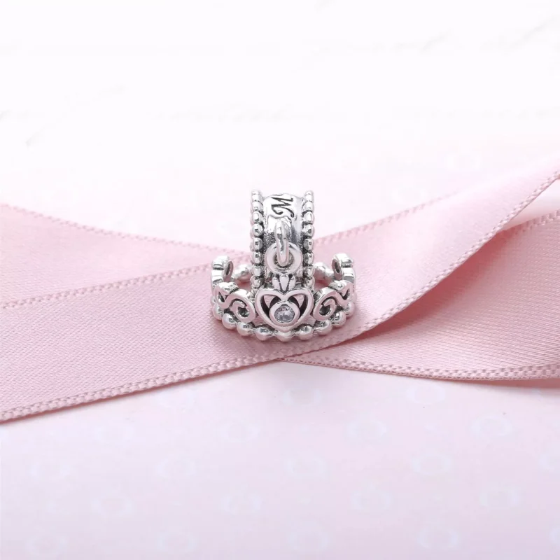 (bild till) Pandora Hängberlock Min Prinsessa Tiara - 791117Cz - View 3