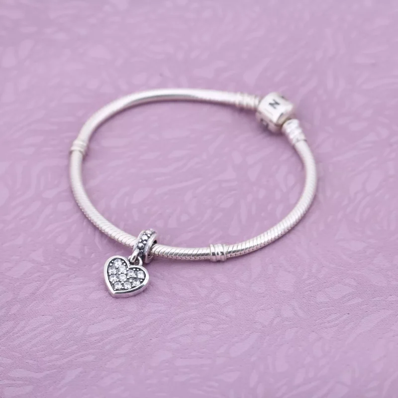(bild till) Pandora Hängberlock Pavé Hjärta - 791023Cz - View 2