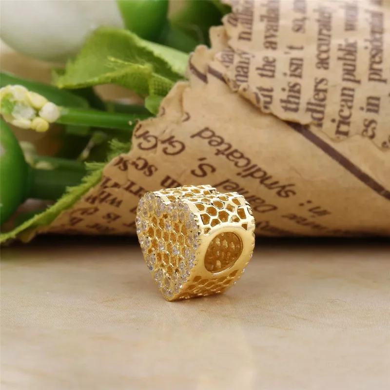 (bild till) PANDORA Honeycomb Spets Berlock 767039CZ - View 3