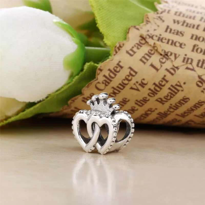 (bild till) PANDORA United Regal Hearts Charm Berlock 797670 - View 3