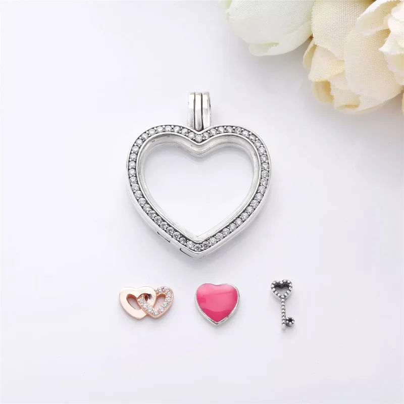 (bild till) Sparkling PANDORA Floating Heart Locket 797248CZ - View 4