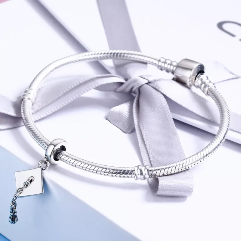 (bild till) Pandora Stil Hängberlock Graduation Trencher Cap - Scc459 - View 4