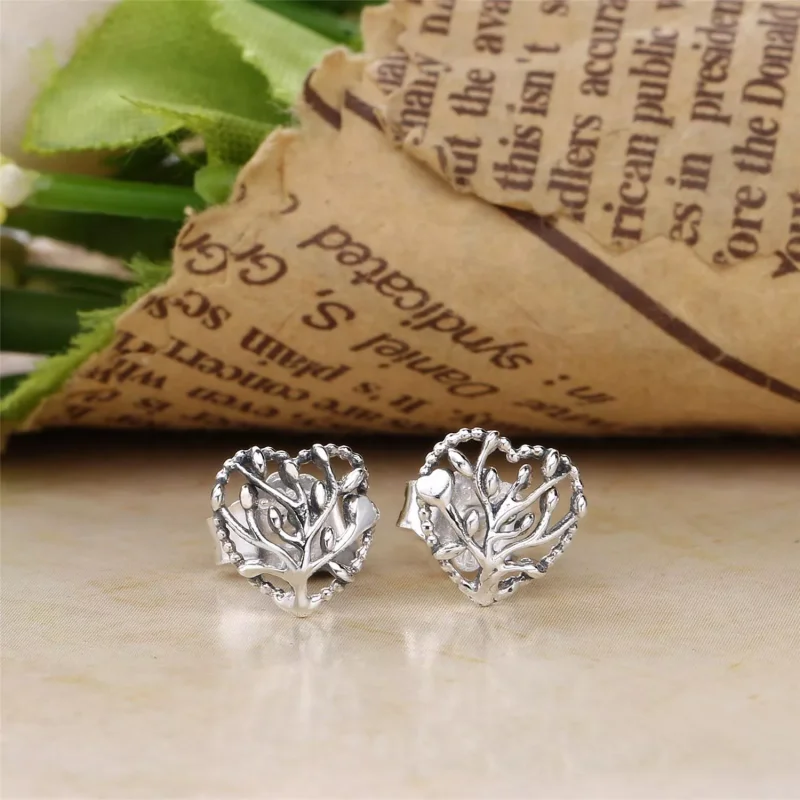 (bild till) PANDORA Flourishing Hearts Stiftörhängen 297085 - View 3