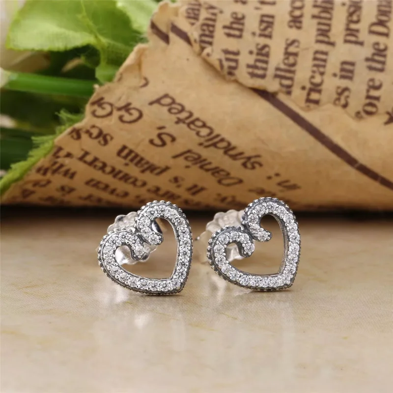 (bild till) PANDORA Heart Swirls Stiftörhängen 297099CZ - View 3