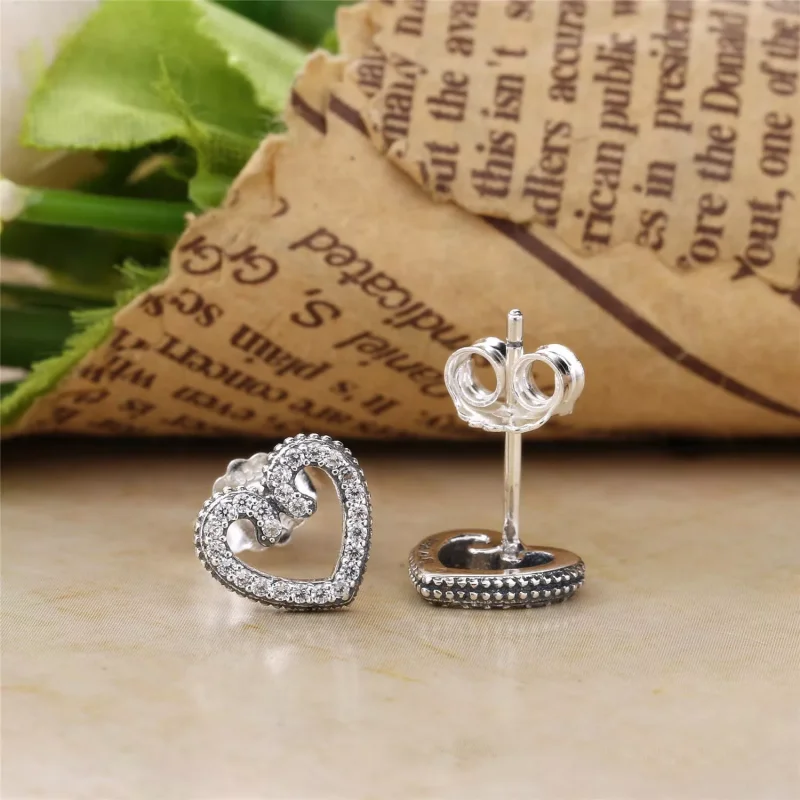 (bild till) PANDORA Heart Swirls Stiftörhängen 297099CZ - View 4