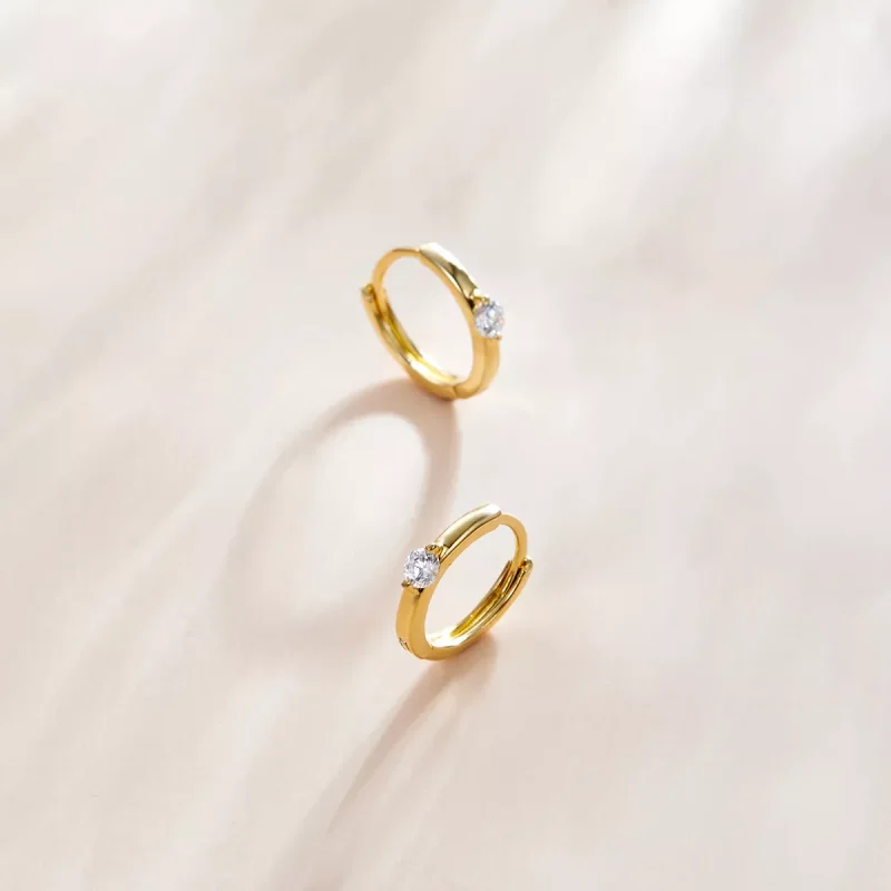 (bild till) Pandora Stil Creoler Lysande Diamant 14 Karats Guldpläterad - Sce1050-B - View 2