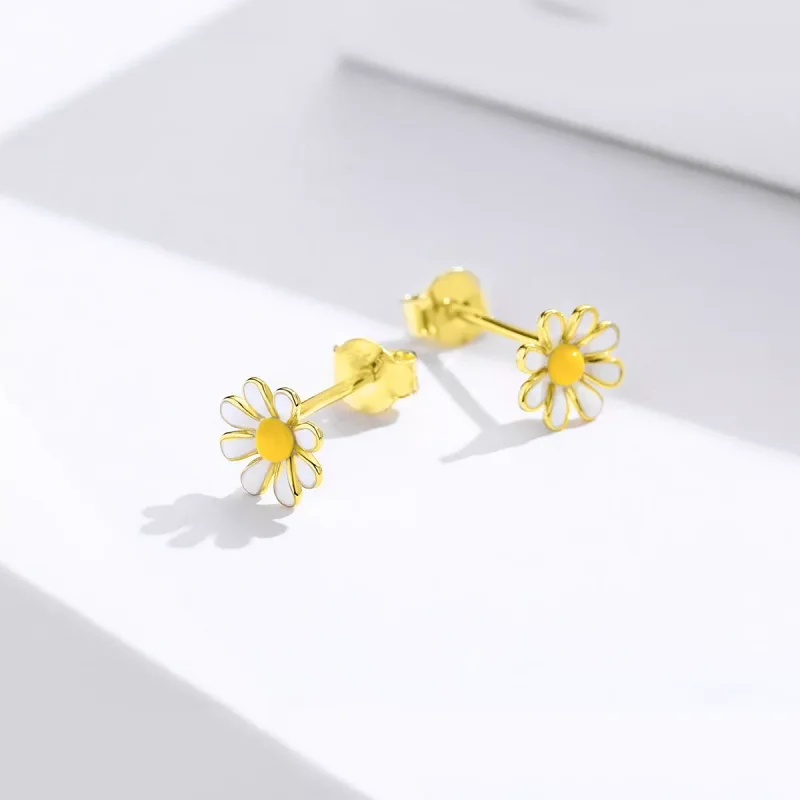 (bild till) Pandora Stil Stiftörhängen Daisy 14 Karats Guldpläterad - Bse203 - View 5