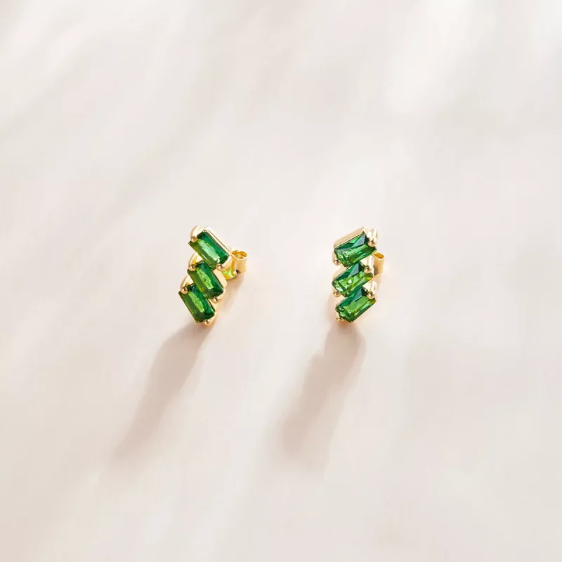(bild till) Pandora Stil Stiftörhängen Emerald Solid 14 Karats Guldpläterad - Sce1051-Gn - View 2