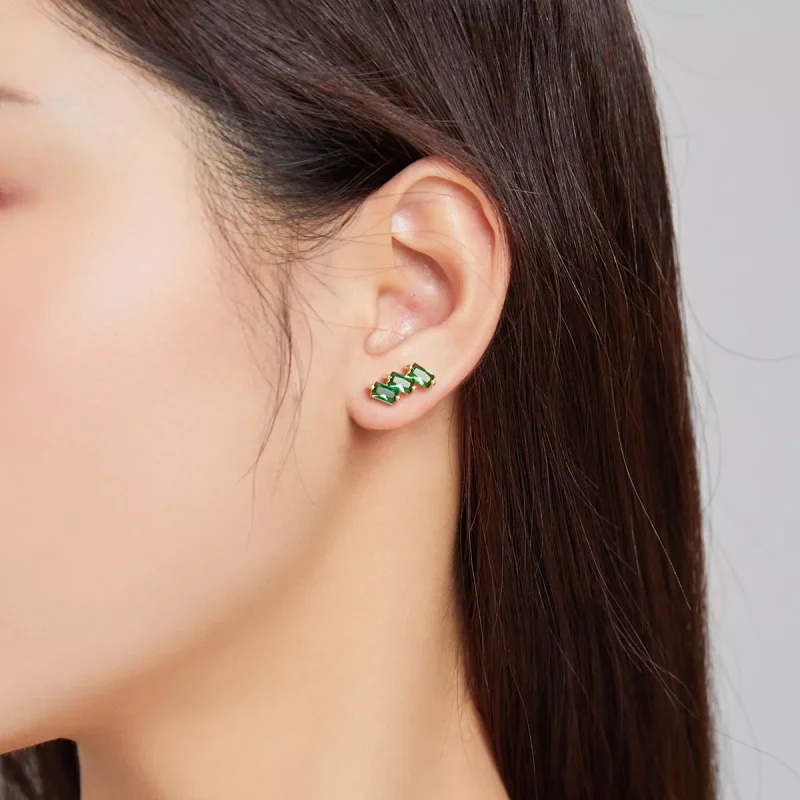 (bild till) Pandora Stil Stiftörhängen Emerald Solid 14 Karats Guldpläterad - Sce1051-Gn - View 5