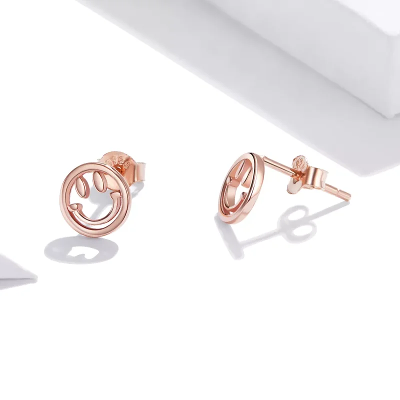 (bild till) Pandora Stil Stiftörhängen Härligt Smiley Face 14 Karat Roséguld - Sce1106 - View 3