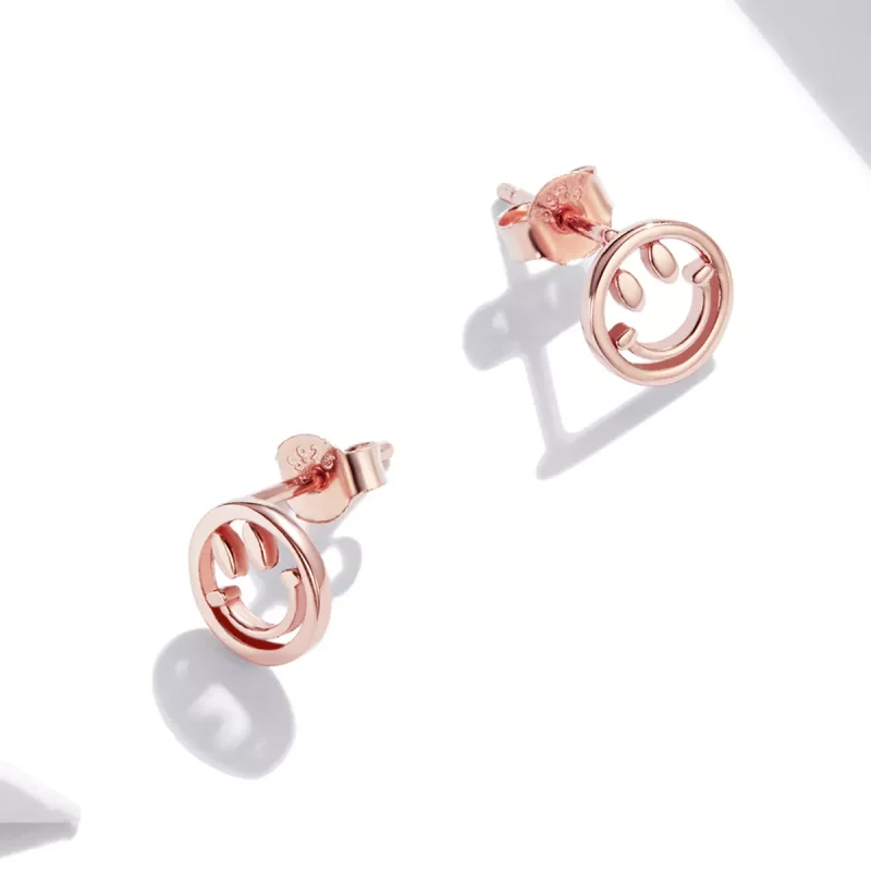 (bild till) Pandora Stil Stiftörhängen Härligt Smiley Face 14 Karat Roséguld - Sce1106 - View 4