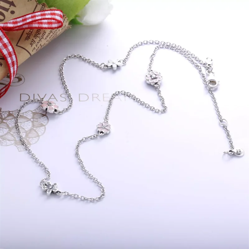(bild till) Pandora Halsband Poetiska Blommor - 590518Enmx - View 4