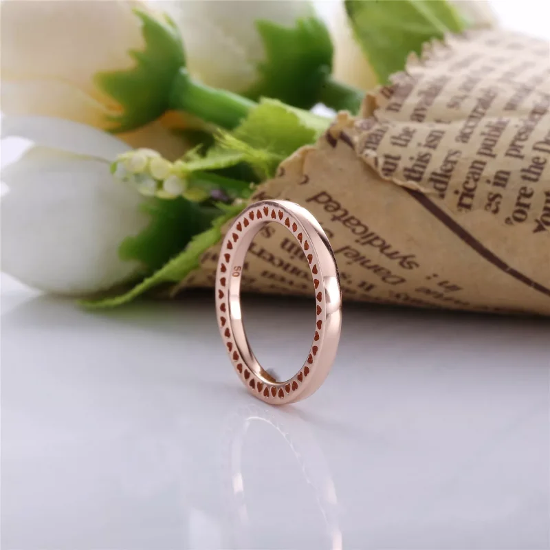 (bild till) Classic Hearts of PANDORA Ring 186237 - View 2