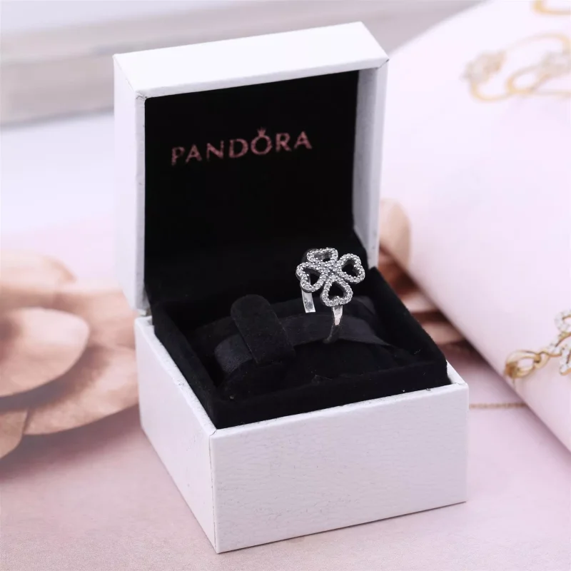 (bild till) Pandora Ring Kronblad av Kärlek - 190978Cz - View 4