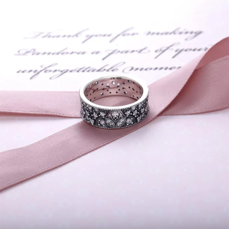 (bild till) Pandora Ring Skimrande Löv - 190965Cz - View 2