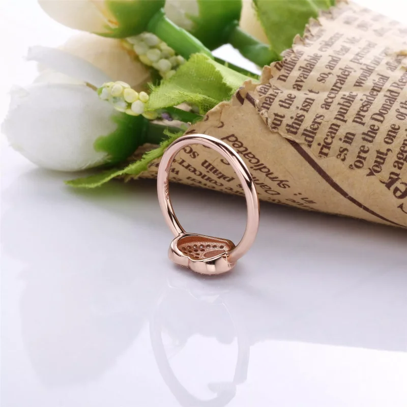 (bild till) Pandora Ring Skimrande Pusselhjärtram 14 Karat Roséguld - 186550Cz - View 4