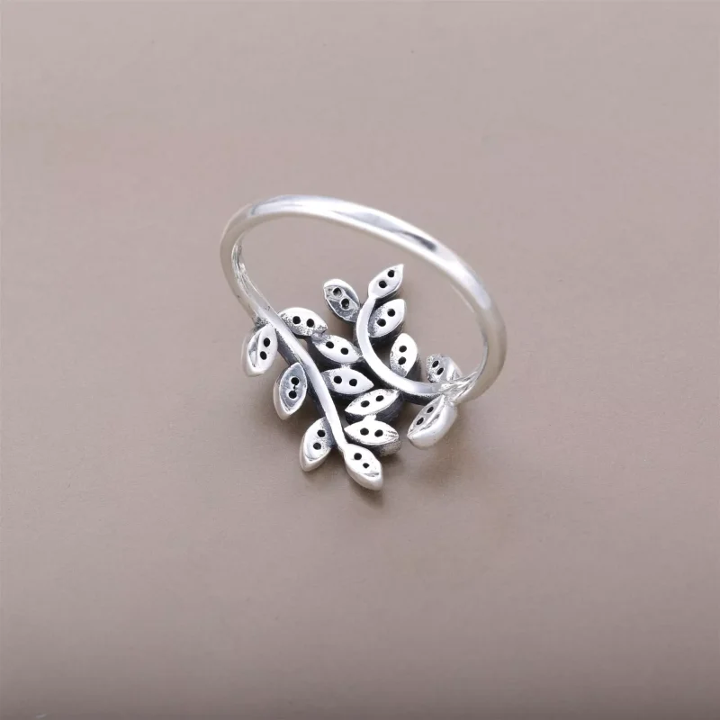 (bild till) PANDORA Sparkling Leaves Ring 190921CZ - View 3