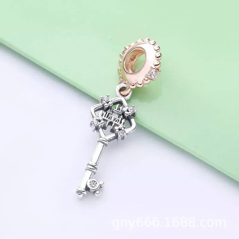 (bild till) Pandora Hängberlock Disney, Parks Nyckel 14 Karat Roséguld - 788226Cz - View 2