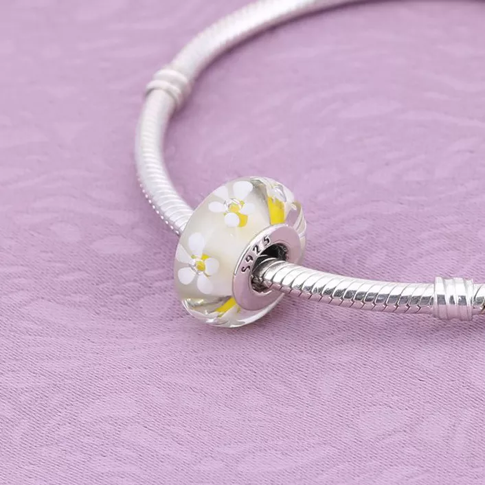 (bild till) Pandora Berlock Vild Blomma Hyllning - 791636 - View 4